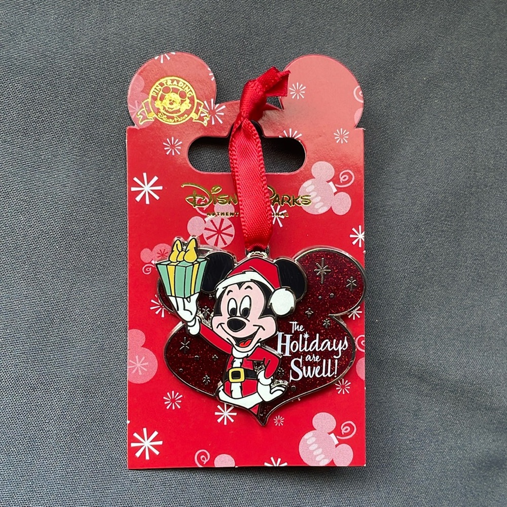 Disney Parks- The Holidays are Swell! Mickey Pin
